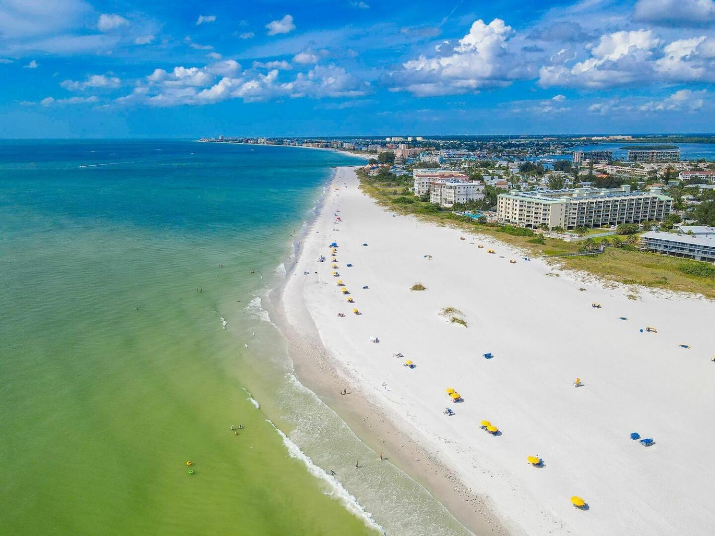 Hotel Tropic Terrace St. Pete Beach Exterior foto